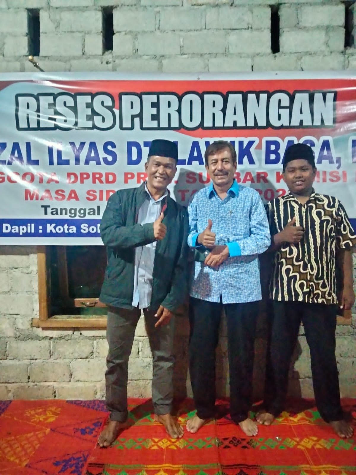 Anggota DPRD Provinsi Sumbar, Irzal Ilyas saat reses di Kelurahan Laing, Kota Solok