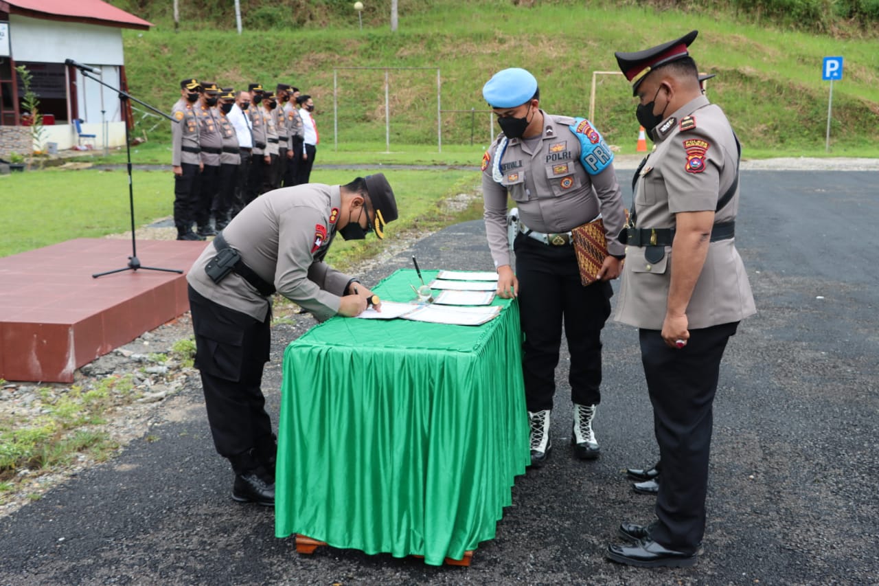 Kasat Reskrim dan Kapolsek Hiliran Gumanti Berganti, Kapolres Solok Pimpin Sertijab