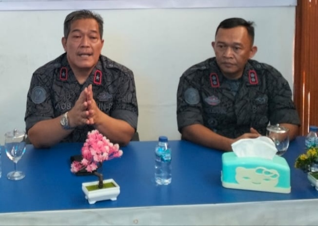 Kepala BNNP Sumbar Brigjen Pol Sukria Gaos didampingi kepala BNNK Solok, AKBP Saifuddin Anshori