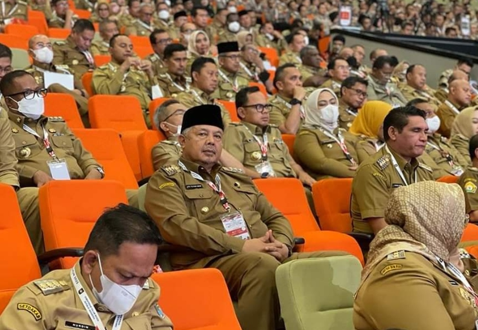 Walikota Solok Zul Elfian Umar saat mengikuti Rakornas kepala daerah se Indonesia bersama Presiden RI.