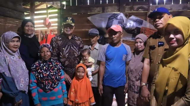 Walikota Solok Kunjungi Bayi Berisiko Stunting di Kelurahan Tanah Garam