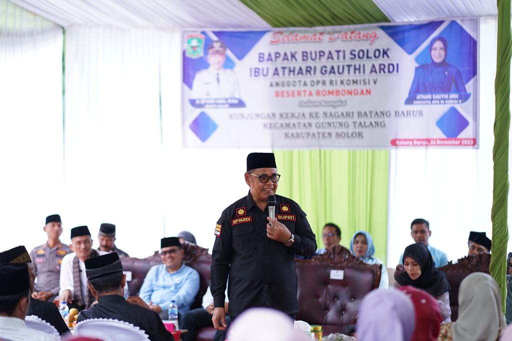 Bupati Solok Epyardi Asda memaparkan program Pemkab Solok.