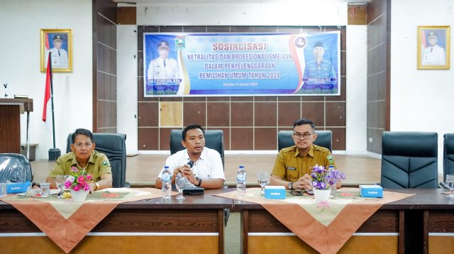 Sosialisasi Netralitas dan Profesionalisme ASN Dalam Penyelenggaraan Pemilihan Umum Tahun 2024 di Arosuka, Selasa (9/1/2024).