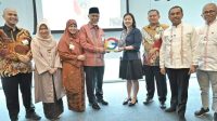 Gubernur Sumatera Barat, buya Mahyeldi Ansharullah sambangi kantor Google Indonesia di Jakarta